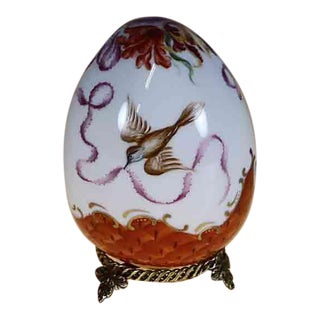 1990s Hand-Painted Easter Egg Birds & Ribbon Decoration on Golden Metal Base For Sale