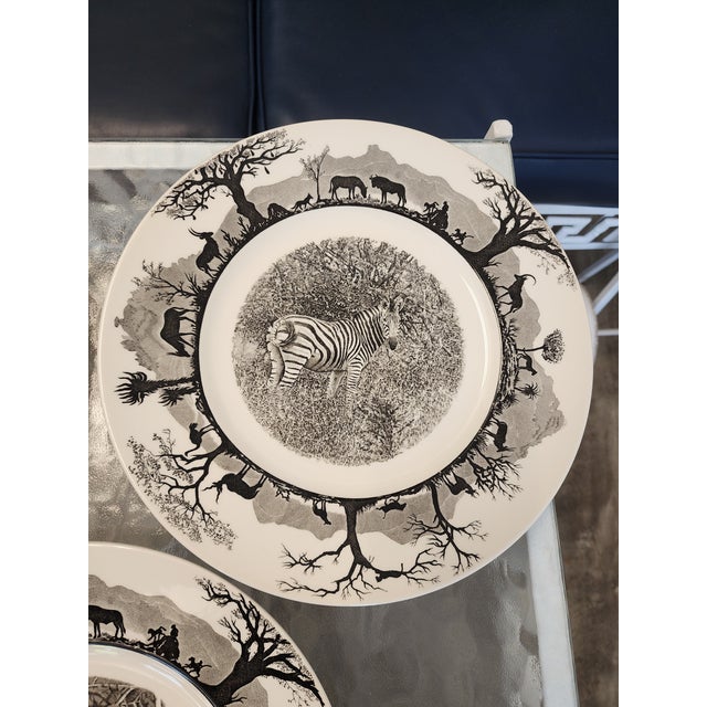 Wedgwood Mid 20th Century Wedgwood Etruria Kruger National Park Jungle Animal Dinner Plates - Set of 5 For Sale - Image 4 of 12