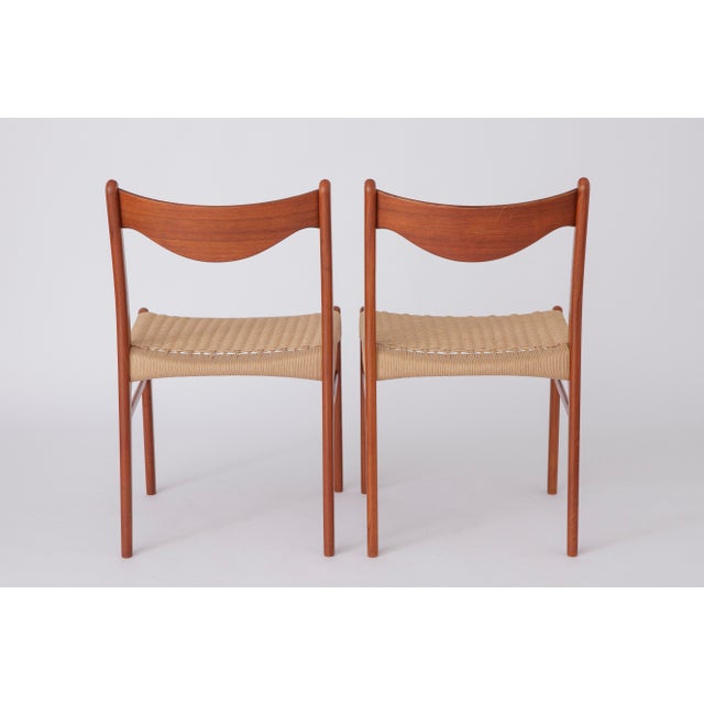Mid-Century Modern Danish Dining Chairs with Paper Cord Seats by Arne Wahl Iversen, 1960s, Set of 4 For Sale - Image 4 of 12