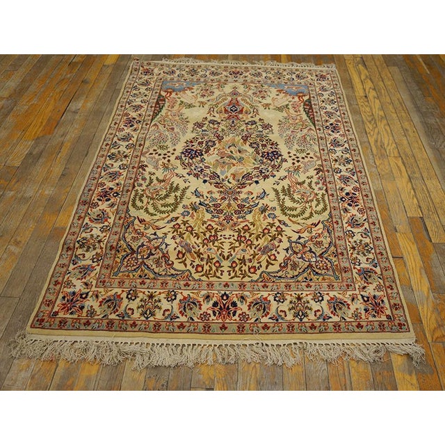 Antique Persian Isfahan Rug, Size: 3' 6'' x5' 6''