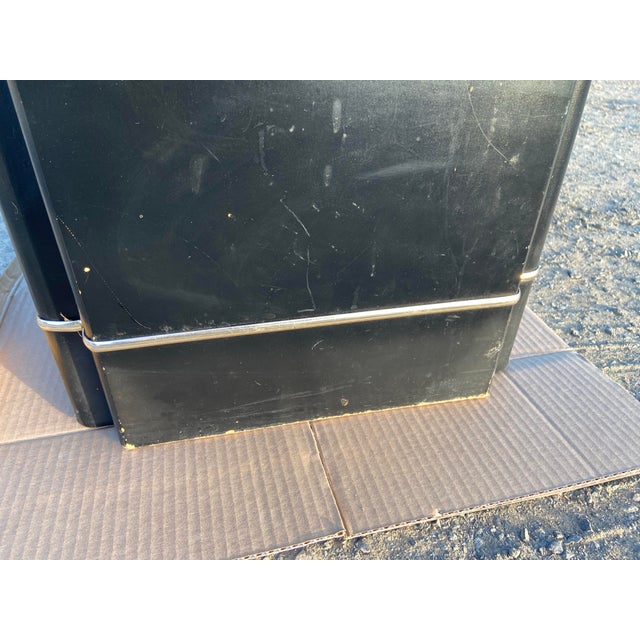 Postmodern Side End Coffee Table With Mirror Top & Black Lacquered Pedestal Base For Sale - Image 4 of 15