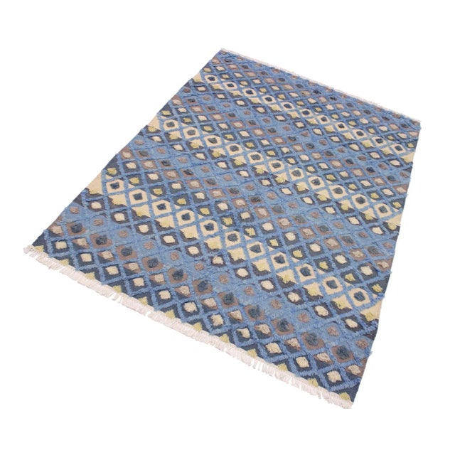 Moroccan 1990s 1990s Modern Moroccan High-Low Lt. Blue/Ivory Wool Rug - 5'5'' X 7'5'' For Sale - Image 3 of 8