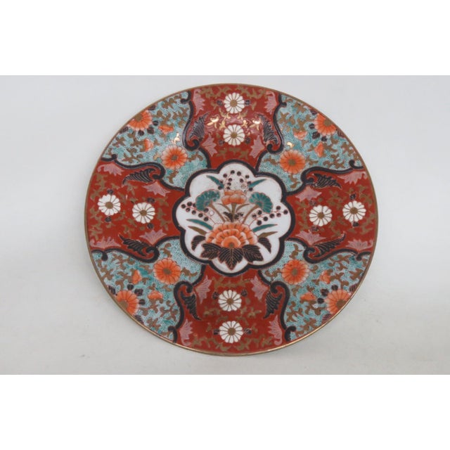 Red Imari Style Porcelain Charger Plate Floral Medallion Red Turquoise Orange 5057b For Sale - Image 8 of 12