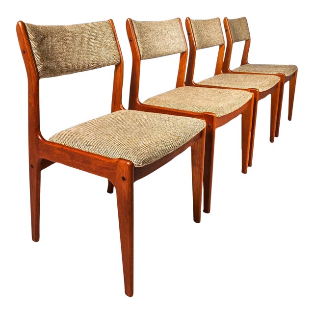Set of 4 Danish Mid-Century Modern Dining Chairs in Solid Teak & Original Fabric by D-Scan ...