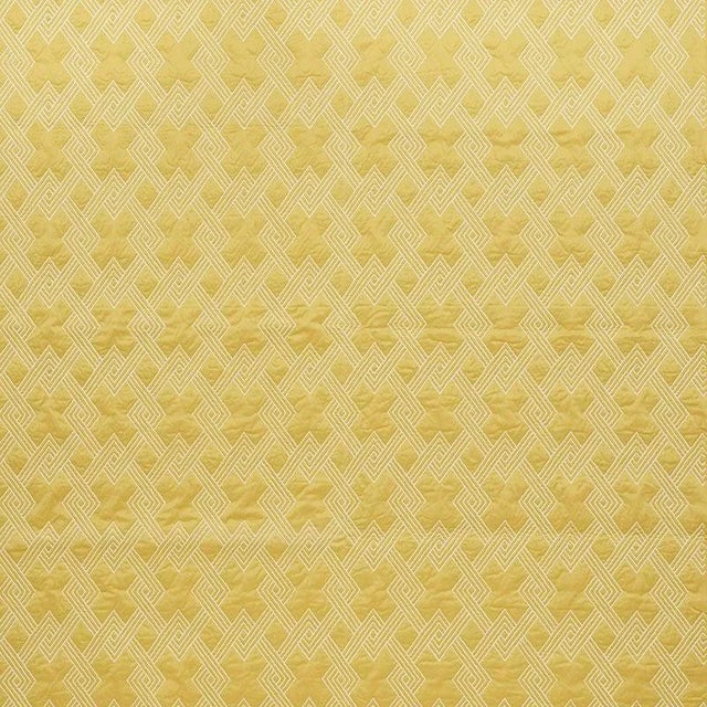 Sample - Schumacher Hix Fabric in Yellow For Sale