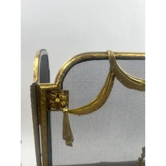 Vintage French Provincial Louis XVI Style Brass Trifold Mesh Screen Fireplace For Sale - Image 12 of 13