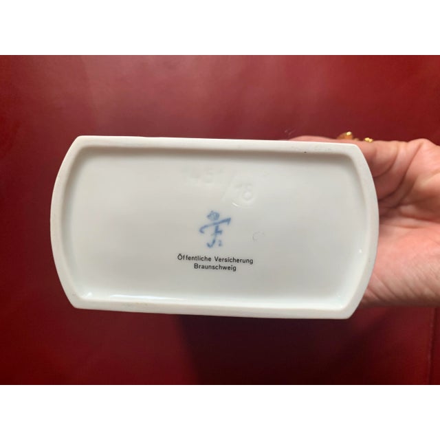 Furstenberg Germany White Modern Contemporary Organic Porcelain Bottle Vase For Sale - Image 4 of 7