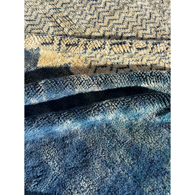 Textile Large Moroccan Mrirt Beni Ouarain Wool Rug, 1990 For Sale - Image 7 of 12