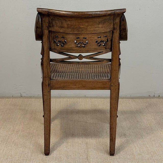 19th Century British Mahogany Edwardian Hand-Carved Armchair For Sale - Image 15 of 18