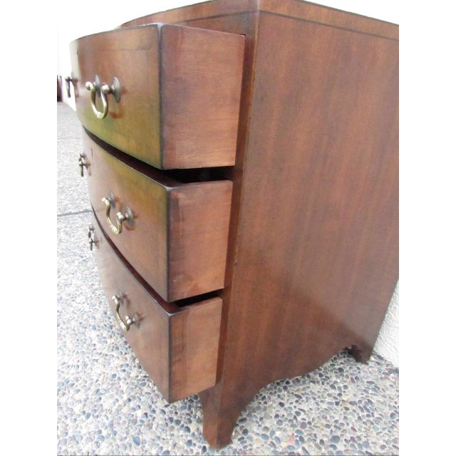 Small Scale English Mahogany Bow Front Dresser For Sale - Image 9 of 18