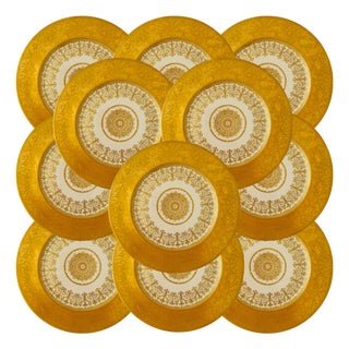 1930 Gold Encrusted Dinner Plates by Heinrich & Co Bavaria - Set of 12 For Sale