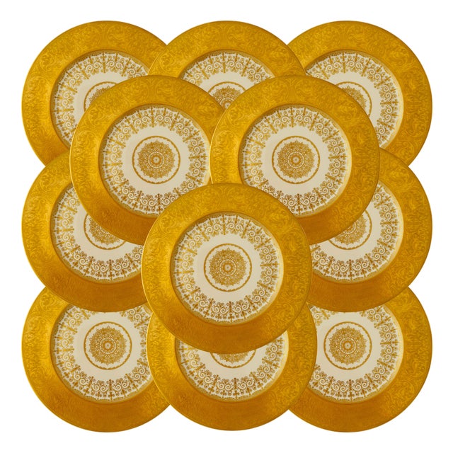 1930 Gold Encrusted Dinner Plates by Heinrich & Co Bavaria - Set of 12 For Sale