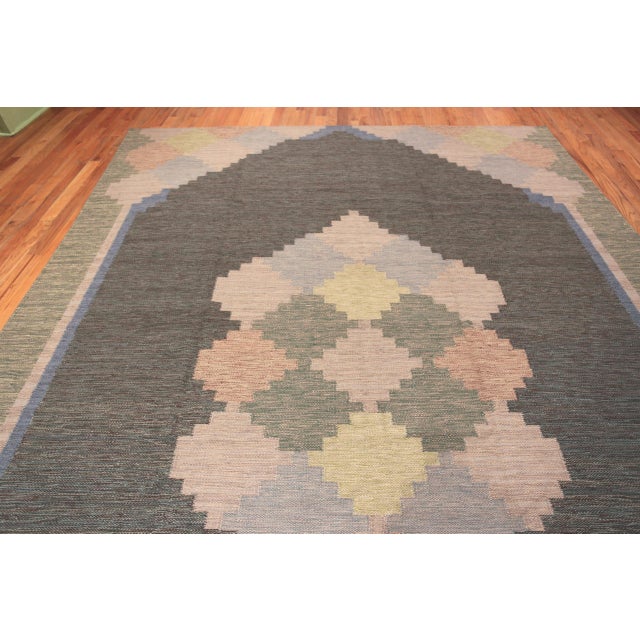 Beautiful Geometric Vintage Inspired Swedish Kilim Rug, Country of Origin: Central Asia, Circa date: Modern