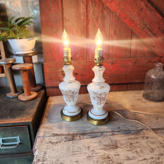 Metal Vintage French Pair of Handcrafted White & Gold Floral Design Table Lamps 13" Tall For Sale - Image 7 of 18