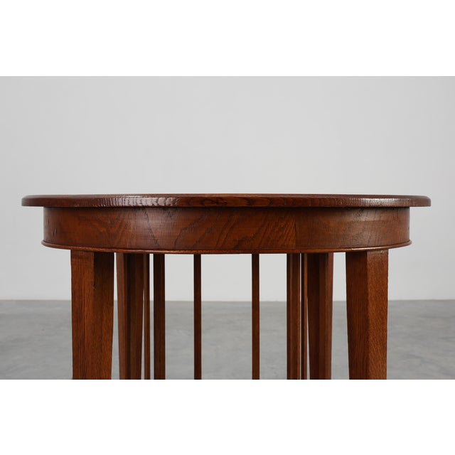 United Kingdom / 1900 / side table / oak / Art Deco / Arts and Crafts A finely crafted oak side table from the United...