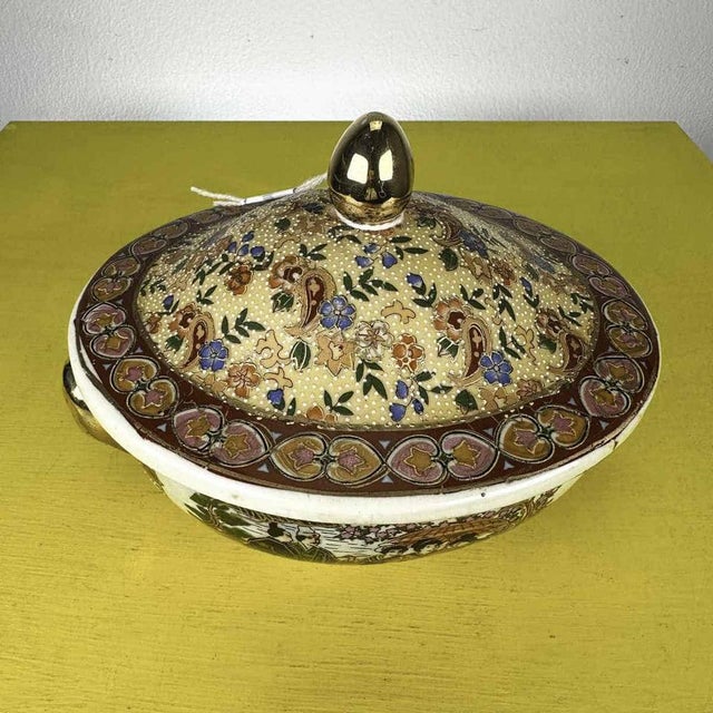 Chinese Royal Satsuma Porcelain Tureen For Sale - Image 3 of 12