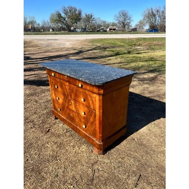 19th Century Louis Philippe Burl Walnut Marble Top Chest of Drawer / Commodes For Sale - Image 14 of 18