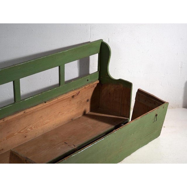 Antique Painted Storage Bench in Pine, 1900 For Sale - Image 6 of 13