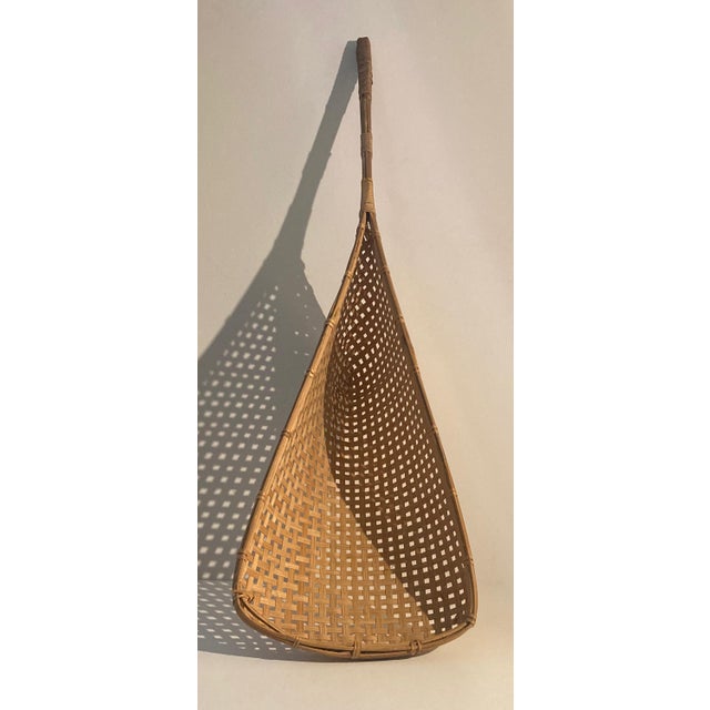 Asian 1960 - 1970s Asian Wicker Bait Basket For Sale - Image 3 of 8