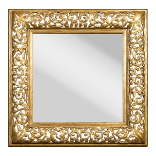 Italian 1940s Giltwood Mirror with Carved Scrolling Foliage and Acanthus Leaves For Sale