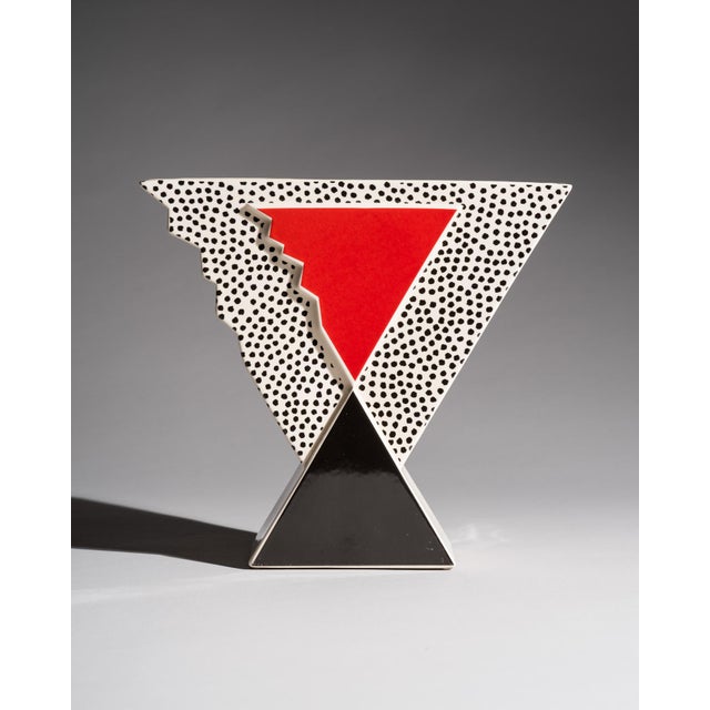 Postmodern Geometric Porcelain Enigma Vase by Ambrogio Pozzi for Arte Ceramica Romana A.C.R., Italy, 1987 For Sale - Image 11 of 11