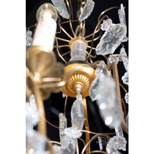 French Six-Light 1890s Crystal Chandelier with Brass Armature and Pendeloques For Sale - Image 4 of 12