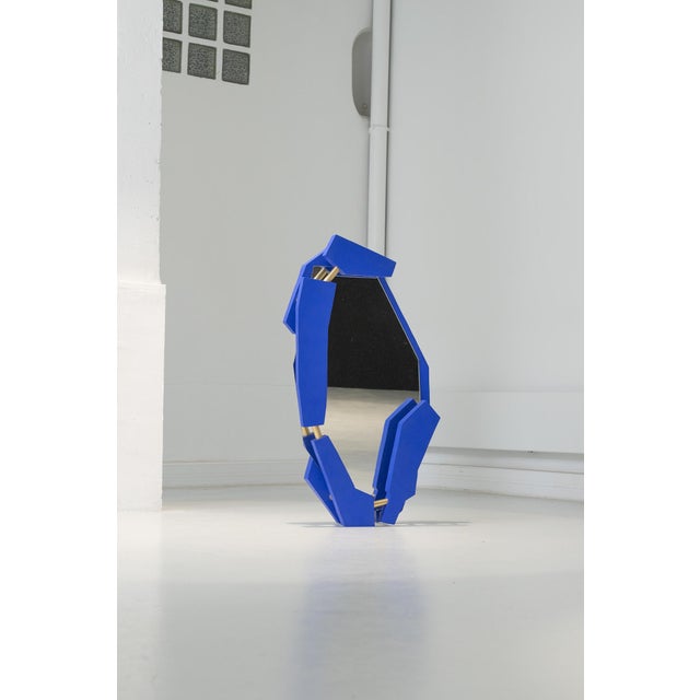 Inspired by the Athena Sanctuary in Delphi, the Last Mirror by Vincent Decat embodies the spirit of its final remnants....