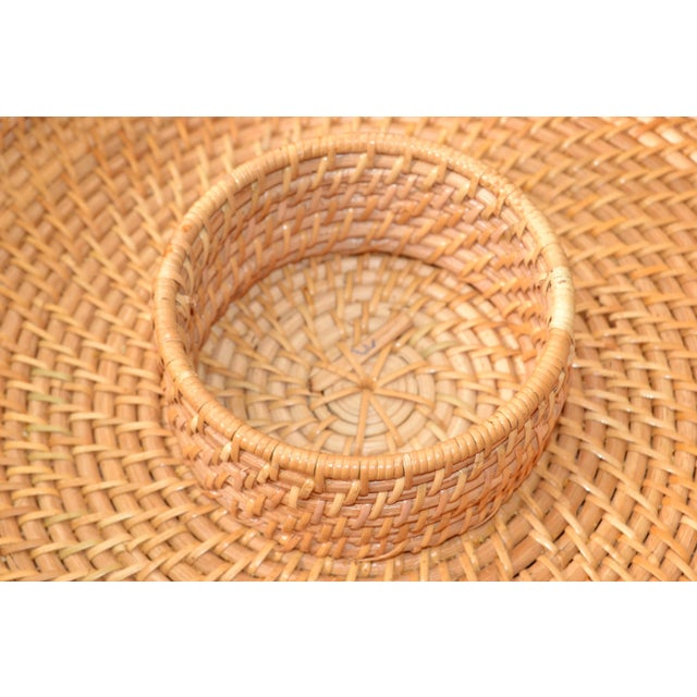 1960 Rattan, Cane & Bamboo Chip & Dip Server For Sale In Miami - Image 6 of 13