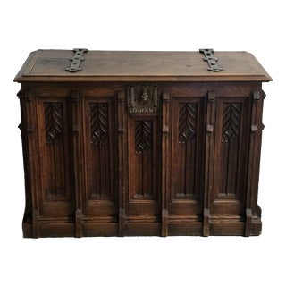 Antique Neo-Gothic Style Carved Oak Chest, 1800s For Sale
