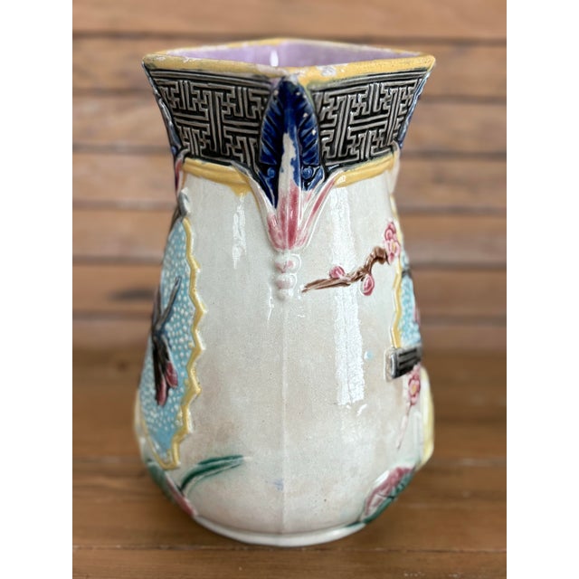 Joseph Holdcroft Victorian Majolica Aesthetic Movement Pitcher – Japonisme Lotus, Fans & Dragonfly, c.1880 For Sale - Image 4 of 8