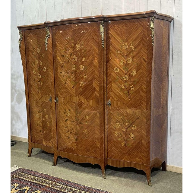 Louis XV 3-Door Wardrobe in Oak and Rosewood For Sale - Image 3 of 13