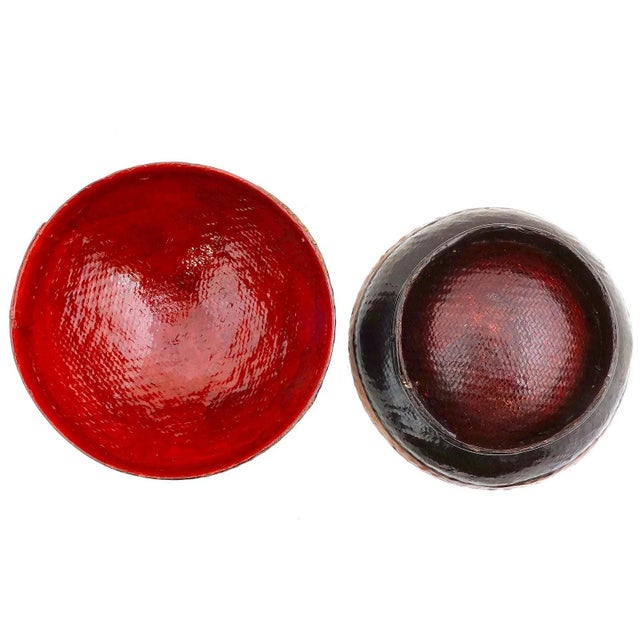 1950s Round Buddhist 'Hsun Ok' Traditional Bamboo Lacquer Lidded Vessel For Sale - Image 4 of 7