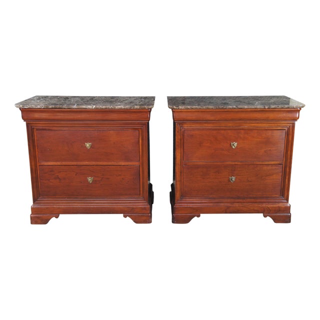 A Pair of Stickley French Louis Philippe Style Cherry Marble Top Nightstands Bedside Table For Sale