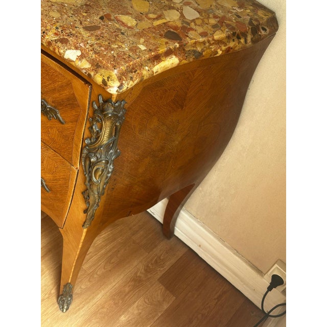 Louis XV Style Marquetry Bombé Commode with Marble Top, 1800s For Sale - Image 11 of 18