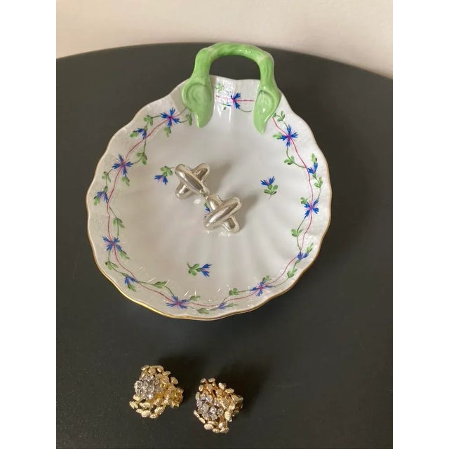 Mid 20th Century Herend Scalloped Sea Shell Porcelain Jewelry Dish With Handpainted Design For Sale - Image 11 of 18