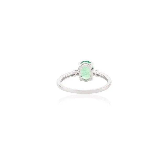Metal Genuine Oval Cut Emerald Solitaire Ring With Diamond in 14k White Gold For Sale - Image 7 of 13