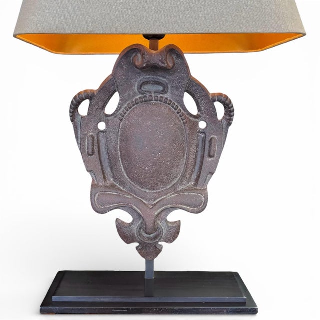 Late 20th Century Cast Iron Shield Table Lamps With Linen Shades - A Pair For Sale In Atlanta - Image 6 of 9