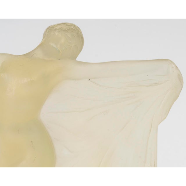 René Lalique, Butterscotsh Thais Statuette, 1925, Glass For Sale - Image 3 of 9