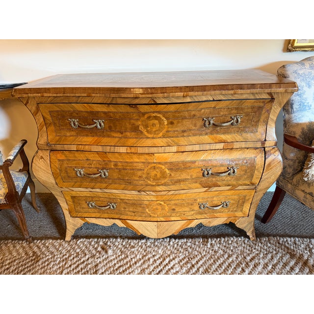Camel Antique Italian Baroque Style Inlaid Burl Walnut Bombé Commode For Sale - Image 8 of 8