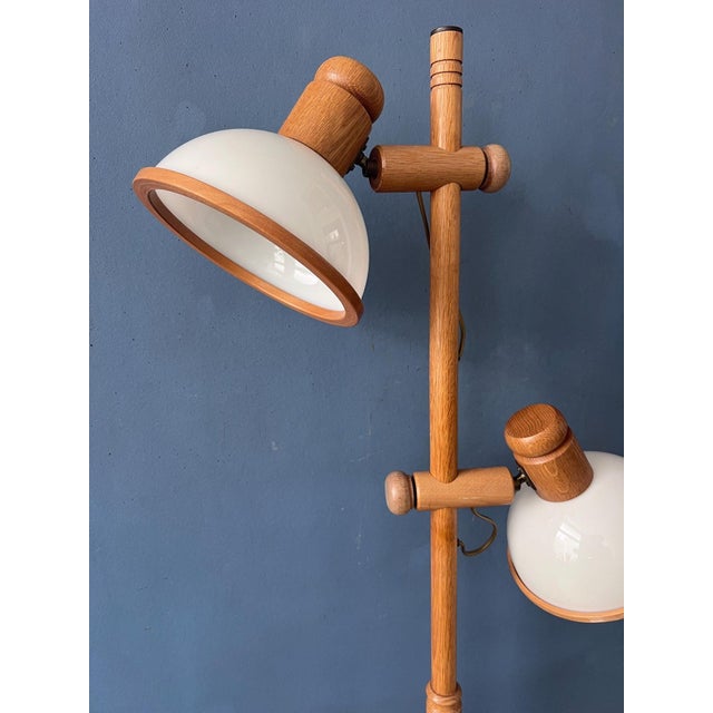 Beige Mid-Century Modern Wood and Glass Mushroom Floor Lamp For Sale - Image 8 of 13