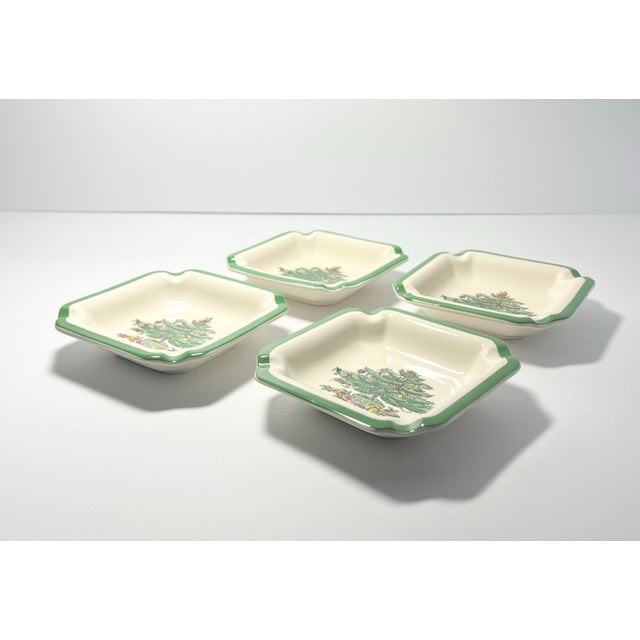 1980s Spode “Christmas Tree” Ceramic Dinnerware Serving Hostess Set - 9 pieces For Sale - Image 12 of 12