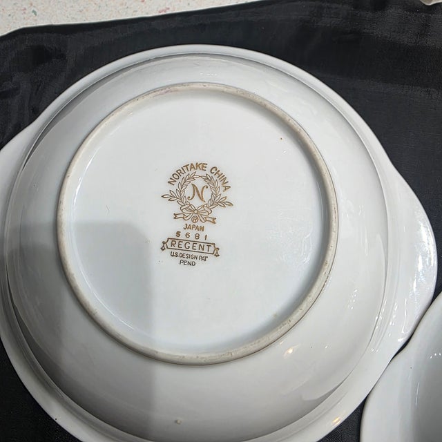 White Excellent Vintage Condition Noritake China Regent Gold 5681 Lugged Soup Bowls Set/4 For Sale - Image 8 of 10