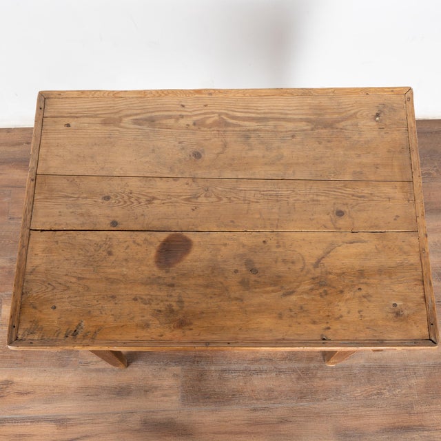 Early 19th Century Swedish Red Pine Side Table With Single Drawer For Sale - Image 4 of 10