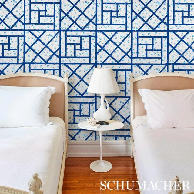 Hollywood Regency Sample - Schumacher X Cristina Buckley Fancy Beast Wallpaper in Indigo For Sale - Image 3 of 4