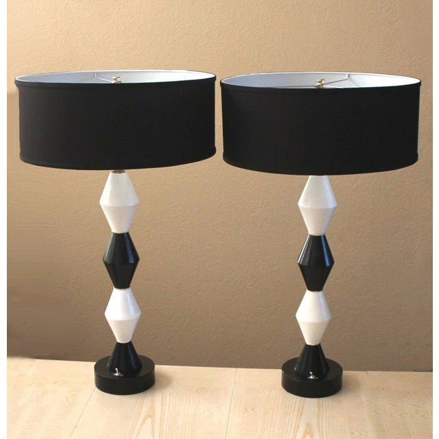 Wood Mid 20th Century Modern Frederick Cooper "Harlequin" Mid Century Modern Decorator Lamps - Pair For Sale - Image 7 of 9