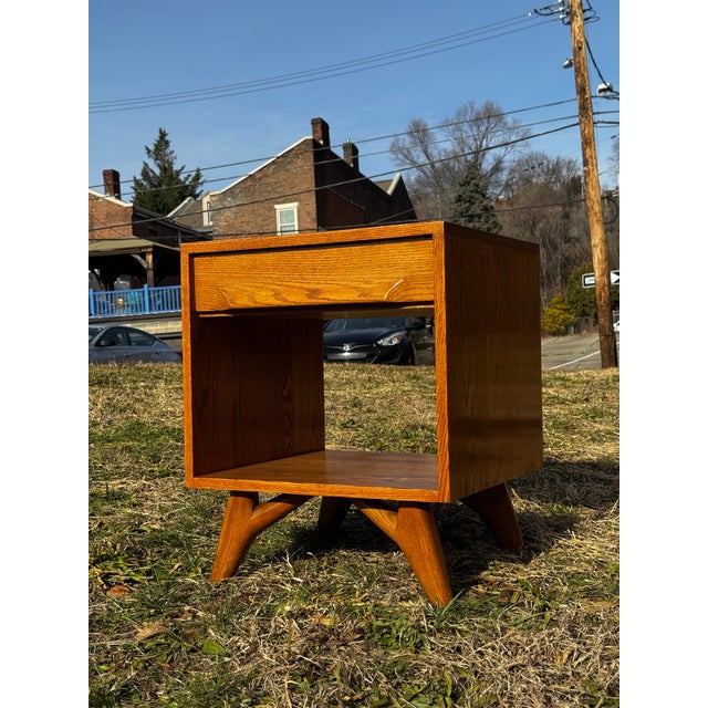 Jack Van der Molen for Jamestown Lounge Co. Solid Oak Full Bed & Nightstand, c. 1950s Creator: Jack Van der Molen...