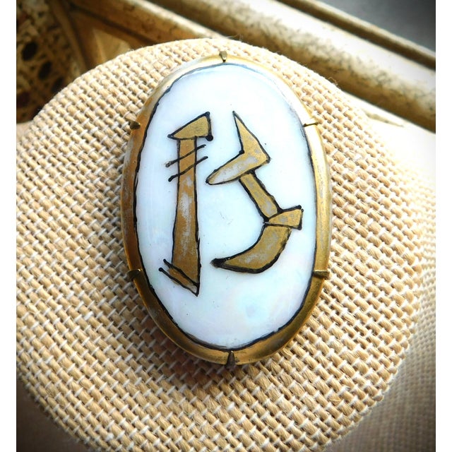 Antique Art Deco Hand-Painted Porcelain 'B' Gold Leaf Oval Brooch Pin, C. 1920's For Sale - Image 9 of 11
