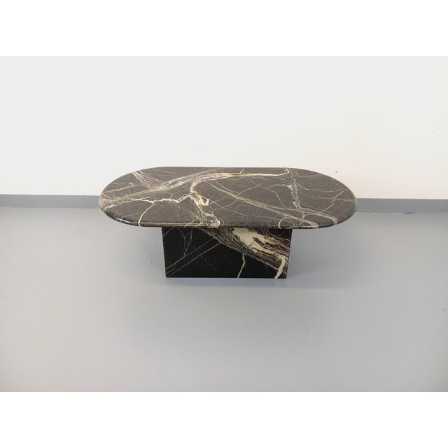 1970s Vintage Oval Coffee Table in Black Marble, 1970s For Sale - Image 5 of 15