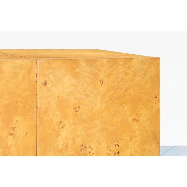 Wood Mid-Century Modern Burl Wood Credenza by Arthur Umanoff for Dillingham For Sale - Image 7 of 12