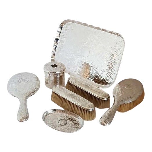 Antique Sterling Silver Vanity Set by William Comyns, London 1900s, Set of 7 For Sale